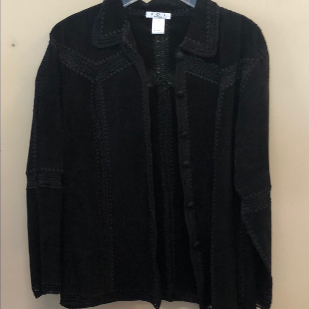 Women’s black leather shirt/jacket. Size M